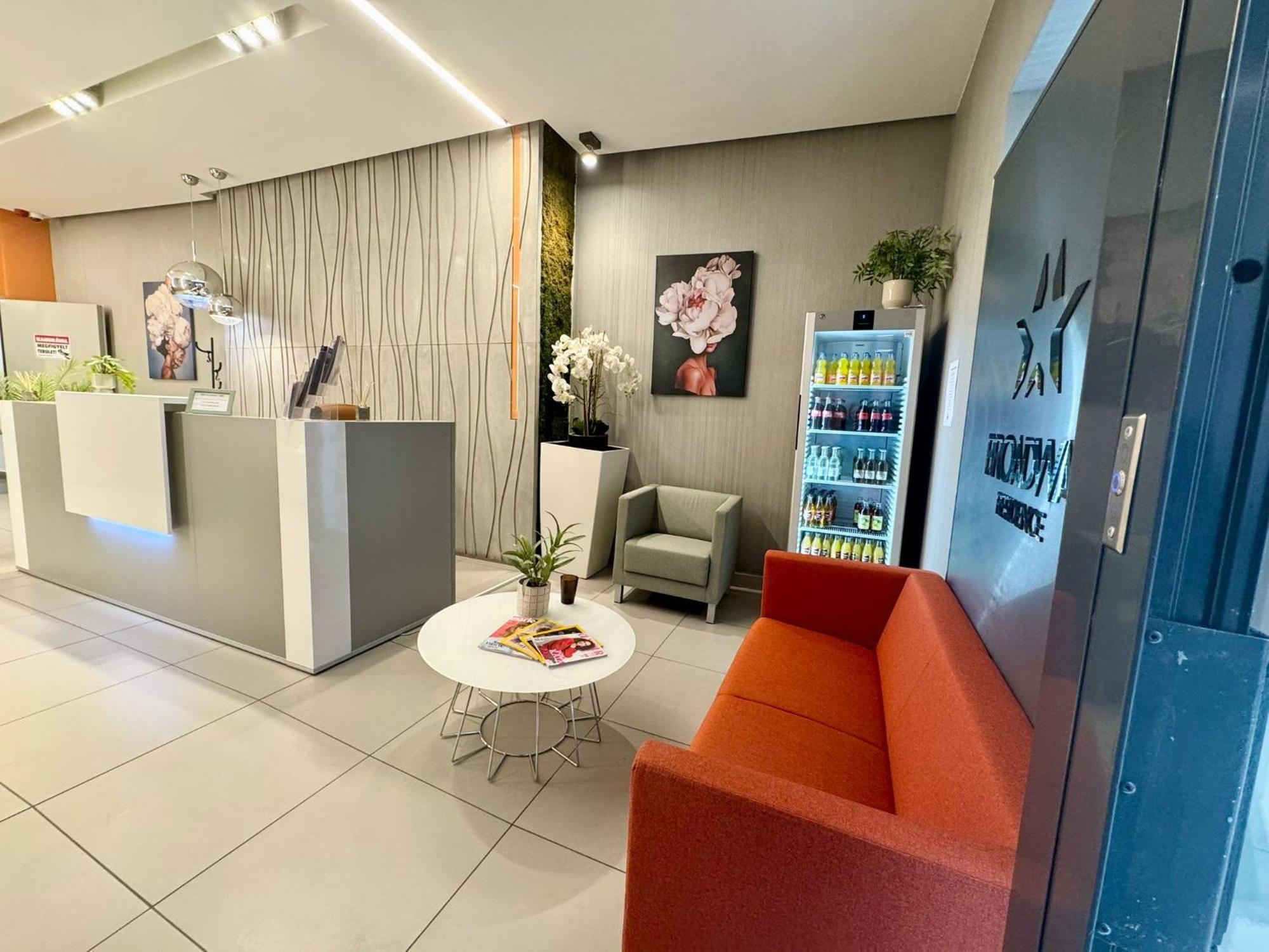 Swu Broadway Gasthuis 4*